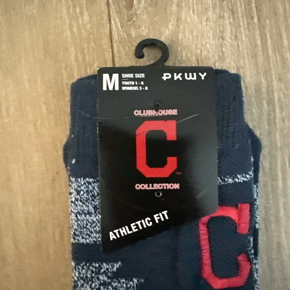 CLEVELAND INDIANS GEO CREW SOCKS PKWY Baseball WOMEN 3-8 YOUTH 1-6 NAVY